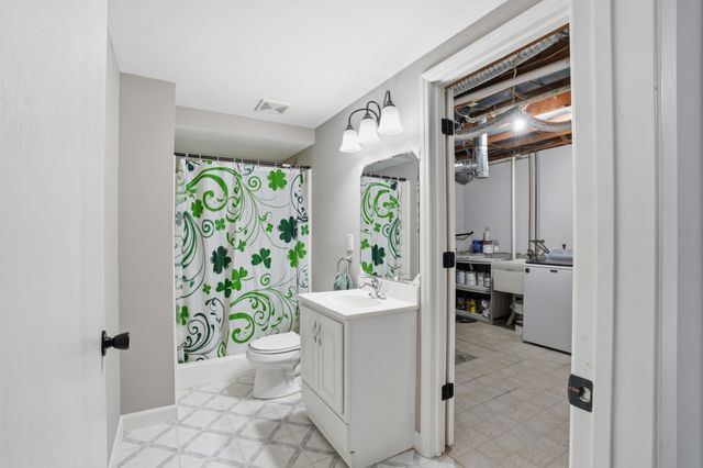 14135 Kipling Avenue S, Savage, MN 55378