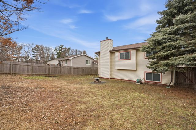 14135 Kipling Avenue S, Savage, MN 55378