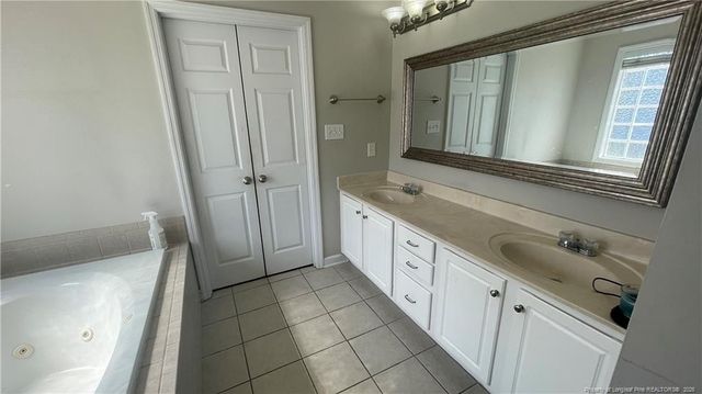 3746 Lockerbie Court, Fayetteville, NC 28306