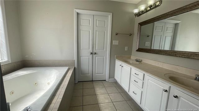 3746 Lockerbie Court, Fayetteville, NC 28306