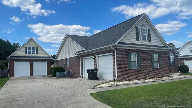 3746 Lockerbie Court, Fayetteville, NC 28306