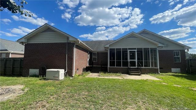 3746 Lockerbie Court, Fayetteville, NC 28306