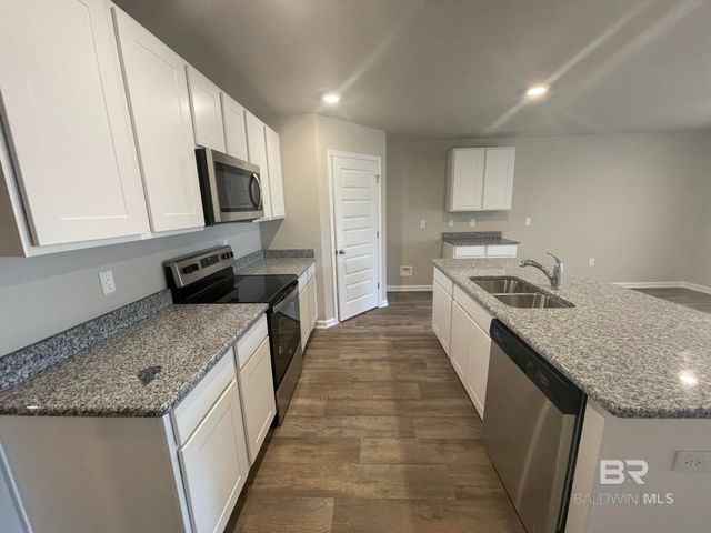 205 Burnston Way, Foley, AL 36535