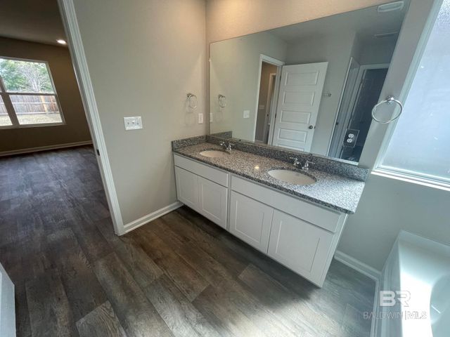 205 Burnston Way, Foley, AL 36535