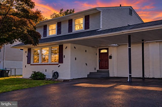 734 PLUMTREE LN, Claymont, DE 19703