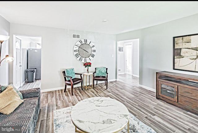 734 PLUMTREE LN, Claymont, DE 19703