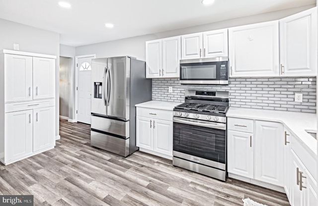 734 PLUMTREE LN, Claymont, DE 19703