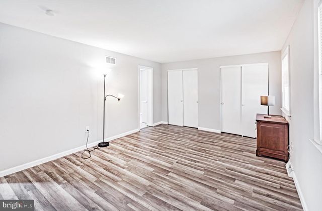 734 PLUMTREE LN, Claymont, DE 19703