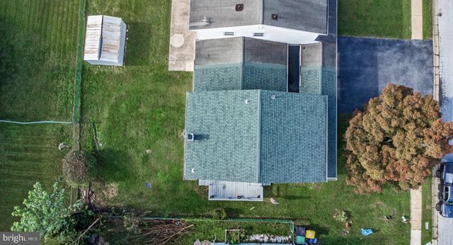 734 PLUMTREE LN, Claymont, DE 19703