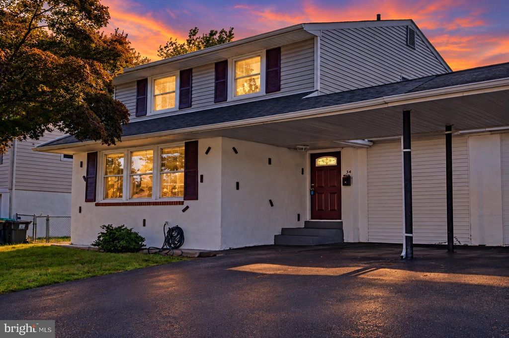 734 PLUMTREE LN, CLAYMONT, DE 19703 — exterior