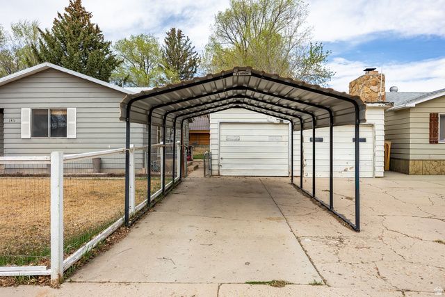 141 E 200 N, Duchesne, UT 84021