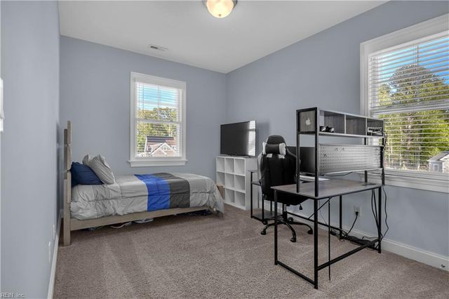 103 Alexandria WAY, Carrollton, VA 23314
