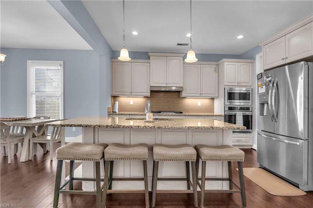 103 Alexandria WAY, Carrollton, VA 23314