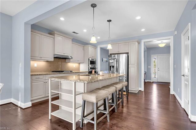 103 Alexandria WAY, Carrollton, VA 23314