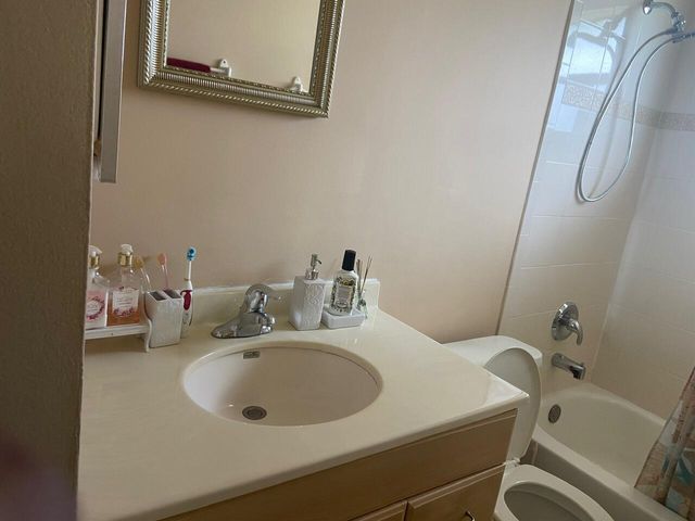 1246 NW 45th Street, Deerfield Beach, FL 33064