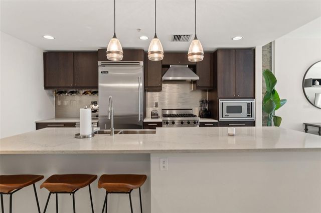 1120 E KENNEDY BOULEVARD 413, Tampa, FL 33602