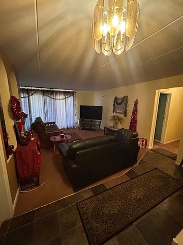 11116 S Longwood Drive 203, Chicago, IL 60643