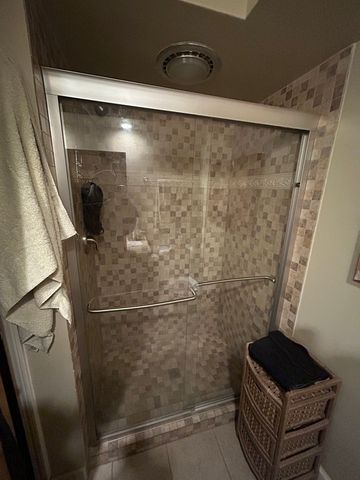 11116 S Longwood Drive 203, Chicago, IL 60643