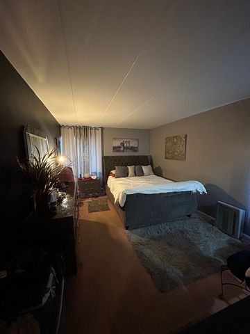 11116 S Longwood Drive 203, Chicago, IL 60643