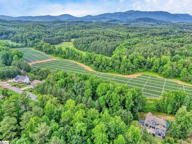 208 Wedge Way, Travelers Rest, SC 29690