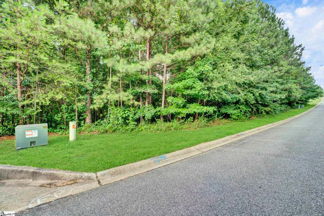 208 Wedge Way, Travelers Rest, SC 29690
