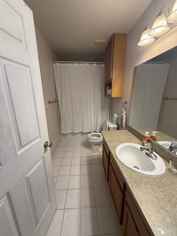 26656 Winslow Drive, Flat Rock, MI 48134