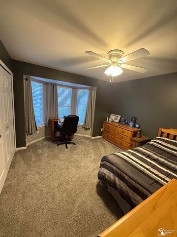 26656 Winslow Drive, Flat Rock, MI 48134