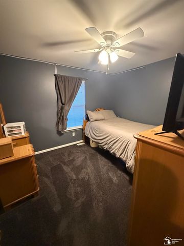 26656 Winslow Drive, Flat Rock, MI 48134