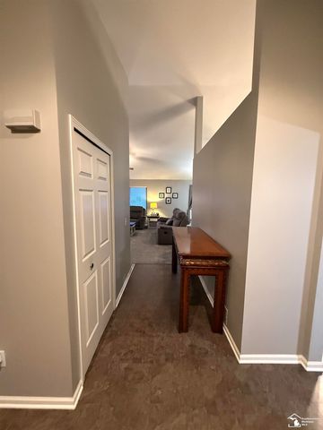 26656 Winslow Drive, Flat Rock, MI 48134