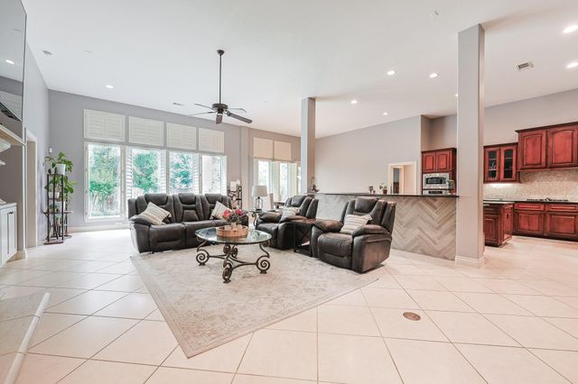 2318 Spring Lake Park Lane, Spring, TX 77386