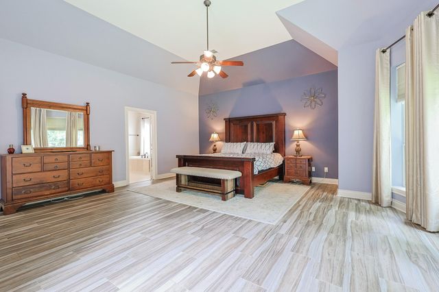 2318 Spring Lake Park Lane, Spring, TX 77386