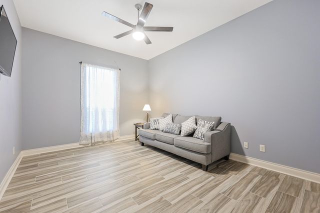 2318 Spring Lake Park Lane, Spring, TX 77386