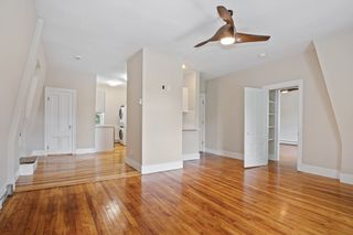 35 Oak Ave 3, Worcester, MA 01605
