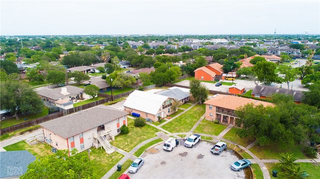 3618 & 3622 & 3625 Crestbrook Ct, Corpus Christi, TX 78415