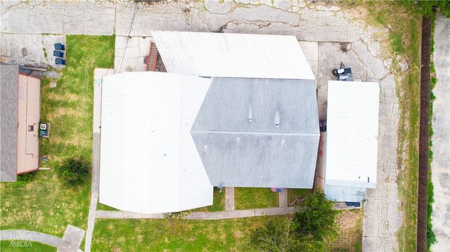 3618 & 3622 & 3625 Crestbrook Ct, Corpus Christi, TX 78415