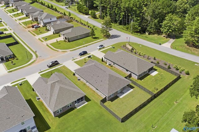 9105 Monteagle Boulevard, Owens Cross Roads, AL 35763