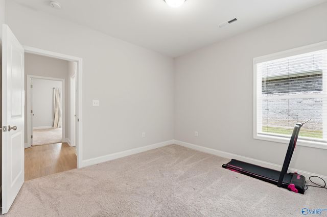 9105 Monteagle Boulevard, Owens Cross Roads, AL 35763