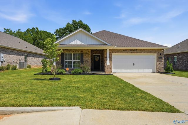 9105 Monteagle Boulevard, Owens Cross Roads, AL 35763
