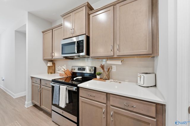 9105 Monteagle Boulevard, Owens Cross Roads, AL 35763