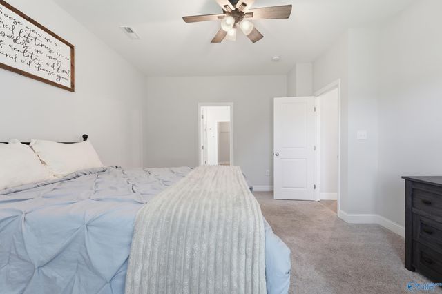 9105 Monteagle Boulevard, Owens Cross Roads, AL 35763