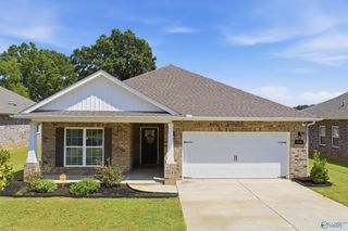 9105 Monteagle Boulevard, Owens Cross Roads, AL 35763