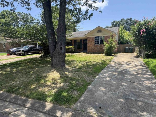 1841 BROOKHAVEN DR, Southaven, MS 38671