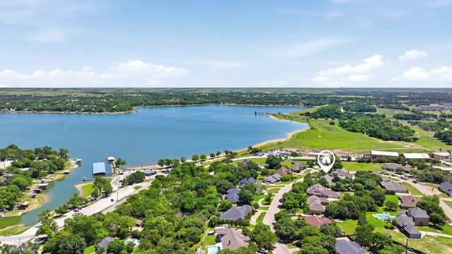 3622 Cliff View Loop, Weatherford, TX 76087