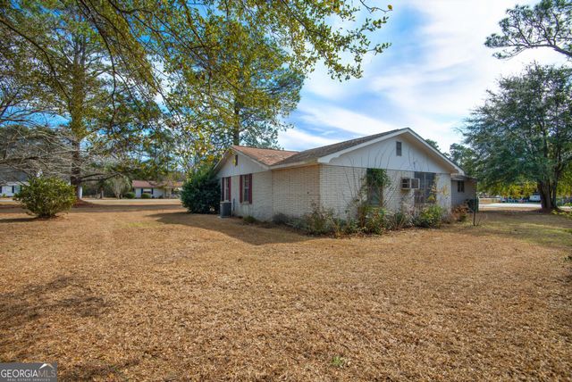 608 S Leroy Street, Metter, GA 30439