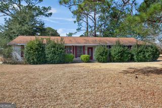 608 S Leroy Street, Metter, GA 30439