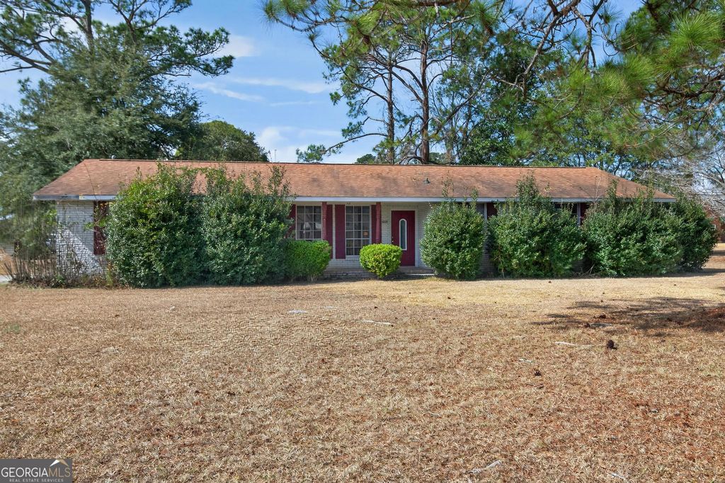 608 S Leroy Street, Metter, GA 30439