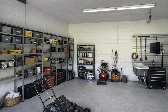 4845 Broadway Road, Springfield, OH 45502