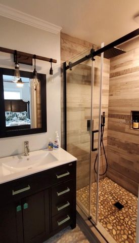 604 7TH AVENUE SW, Largo, FL 33770