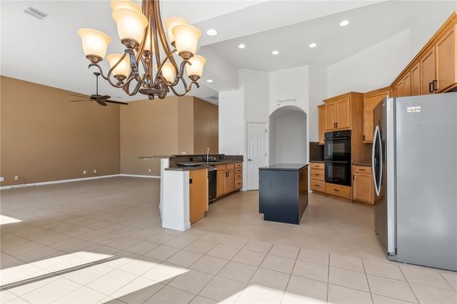 2790 Glenn Rock Drive, Bullhead City, AZ 86429