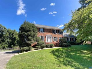 224 CARRSBROOK DR, Charlottesville, VA 22901